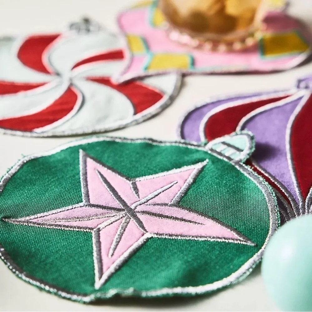 Anthropologie Tinsel Cocktail Napkins, Set of 4 Merry And Bright Ornaments NWT